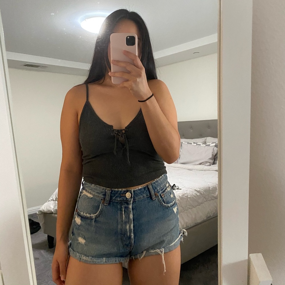 Front tie crop top brandy Melville